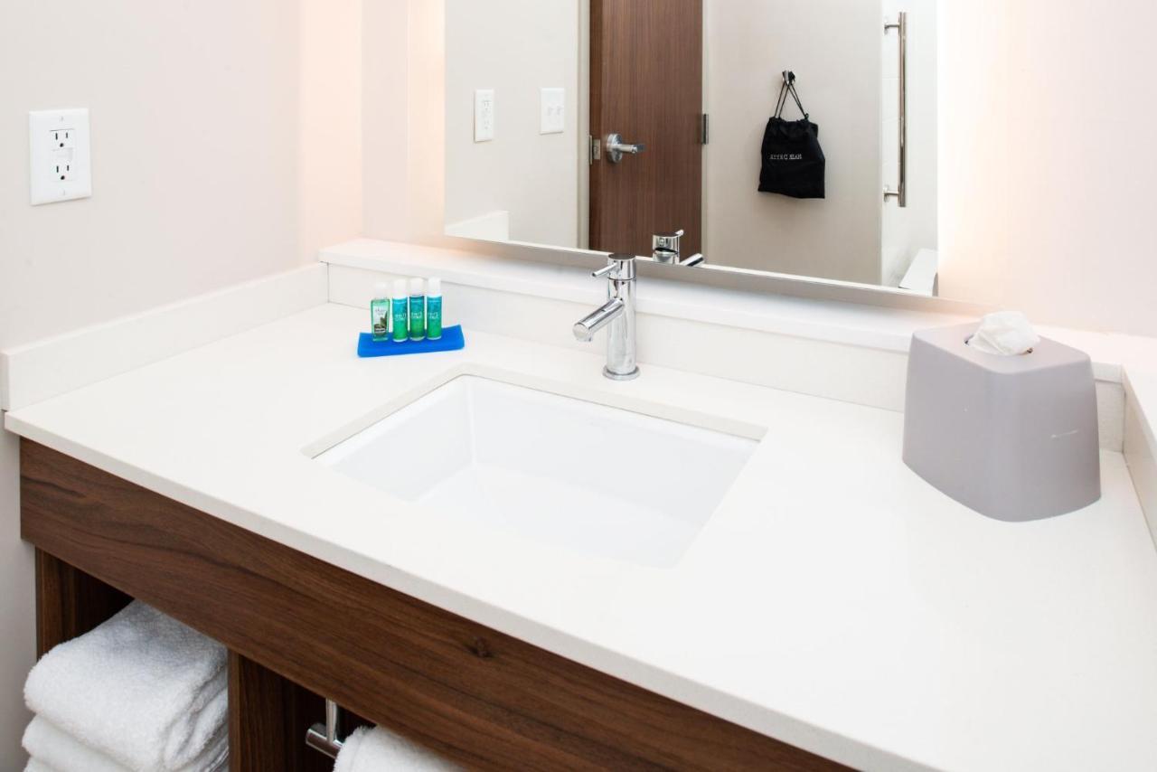 Holiday Inn Express & Suites - Ottumwa By Ihg Ngoại thất bức ảnh